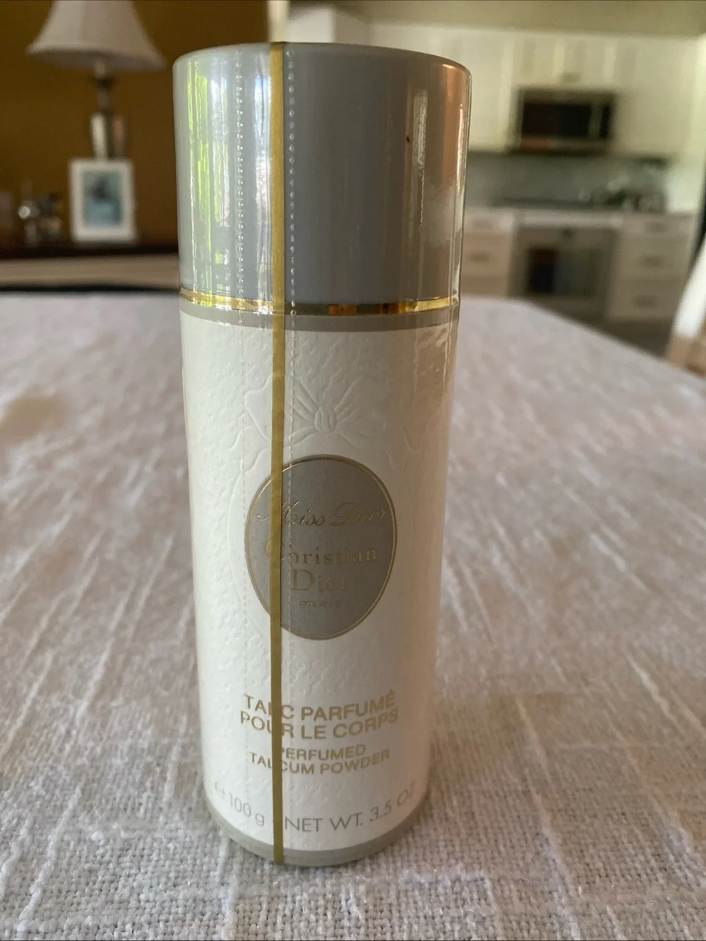 Christian Dior- Miss Dior White and Silver Talc Parfumé Body Powder